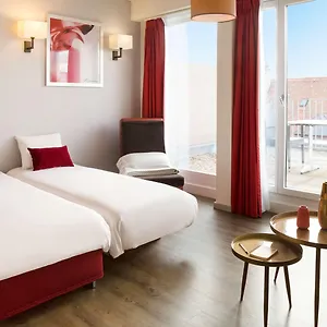 hotellátogatás